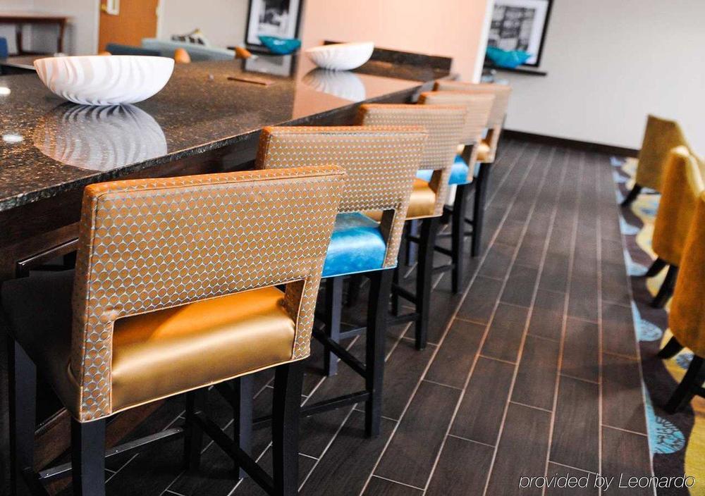 Hampton Inn Birmingham/Фултондейл Ресторан фото