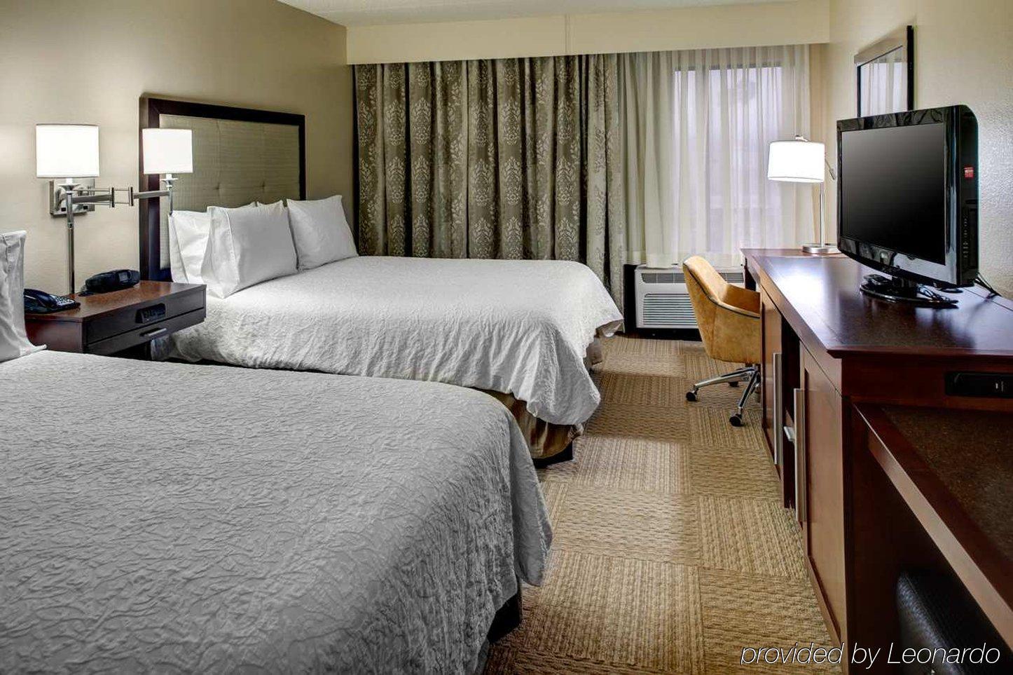 Hampton Inn Birmingham/Фултондейл Екстер'єр фото