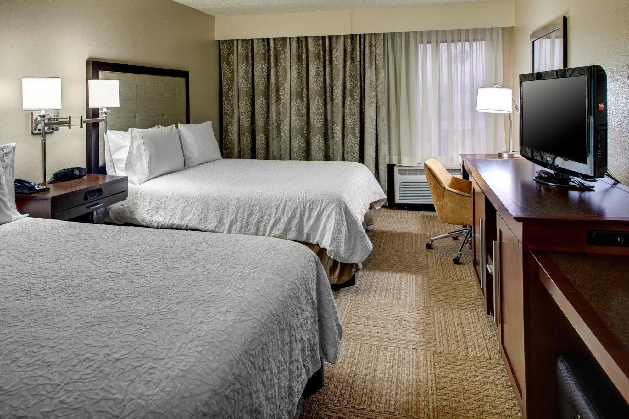 Hampton Inn Birmingham/Фултондейл Екстер'єр фото